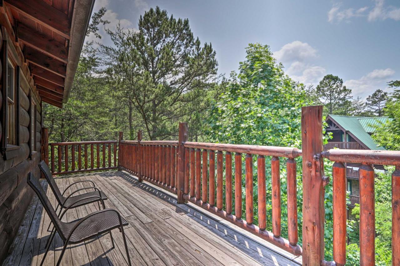 Pigeon Forge Getaway With Covered Patio And Hot Tub! Eksteriør billede