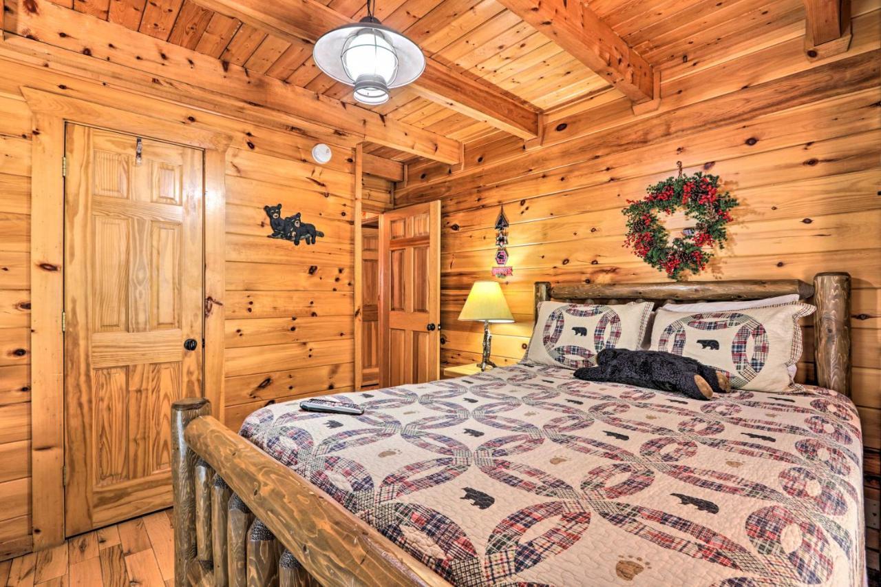 Pigeon Forge Getaway With Covered Patio And Hot Tub! Eksteriør billede
