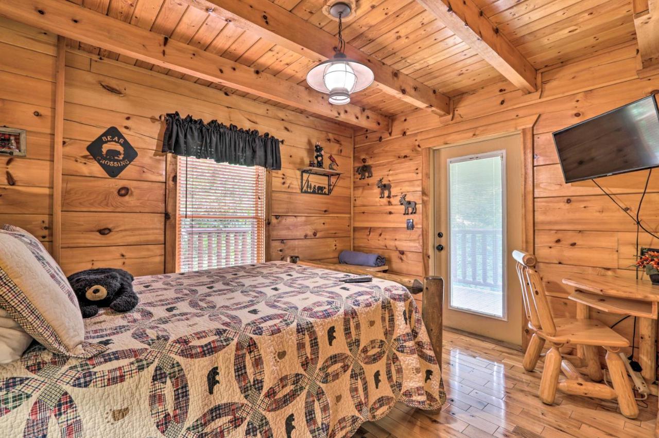Pigeon Forge Getaway With Covered Patio And Hot Tub! Eksteriør billede