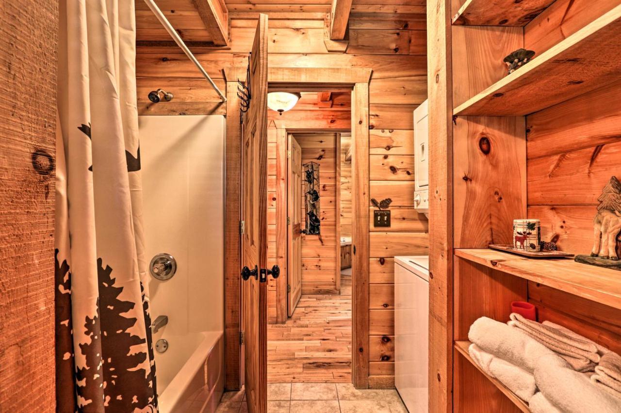 Pigeon Forge Getaway With Covered Patio And Hot Tub! Eksteriør billede