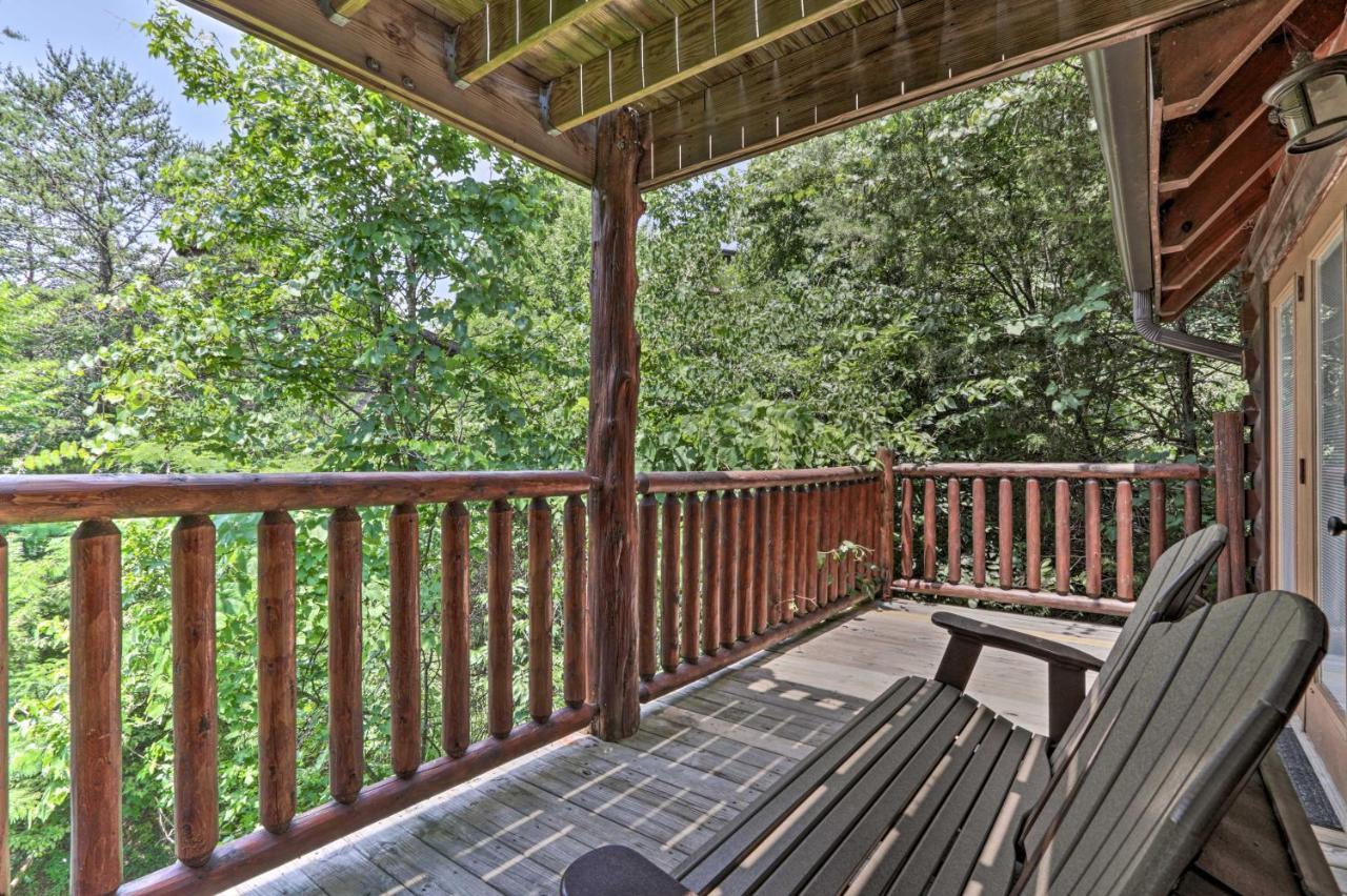 Pigeon Forge Getaway With Covered Patio And Hot Tub! Eksteriør billede
