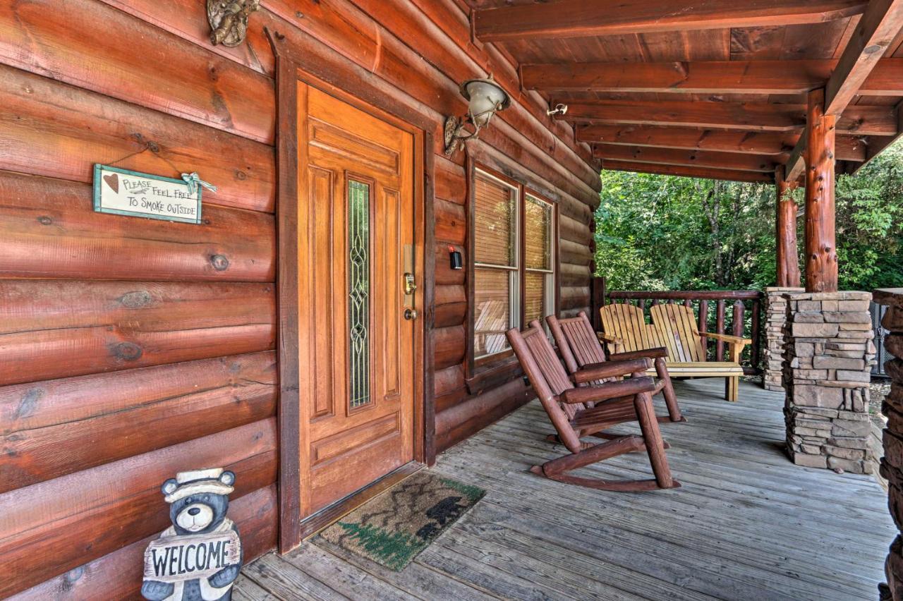 Pigeon Forge Getaway With Covered Patio And Hot Tub! Eksteriør billede